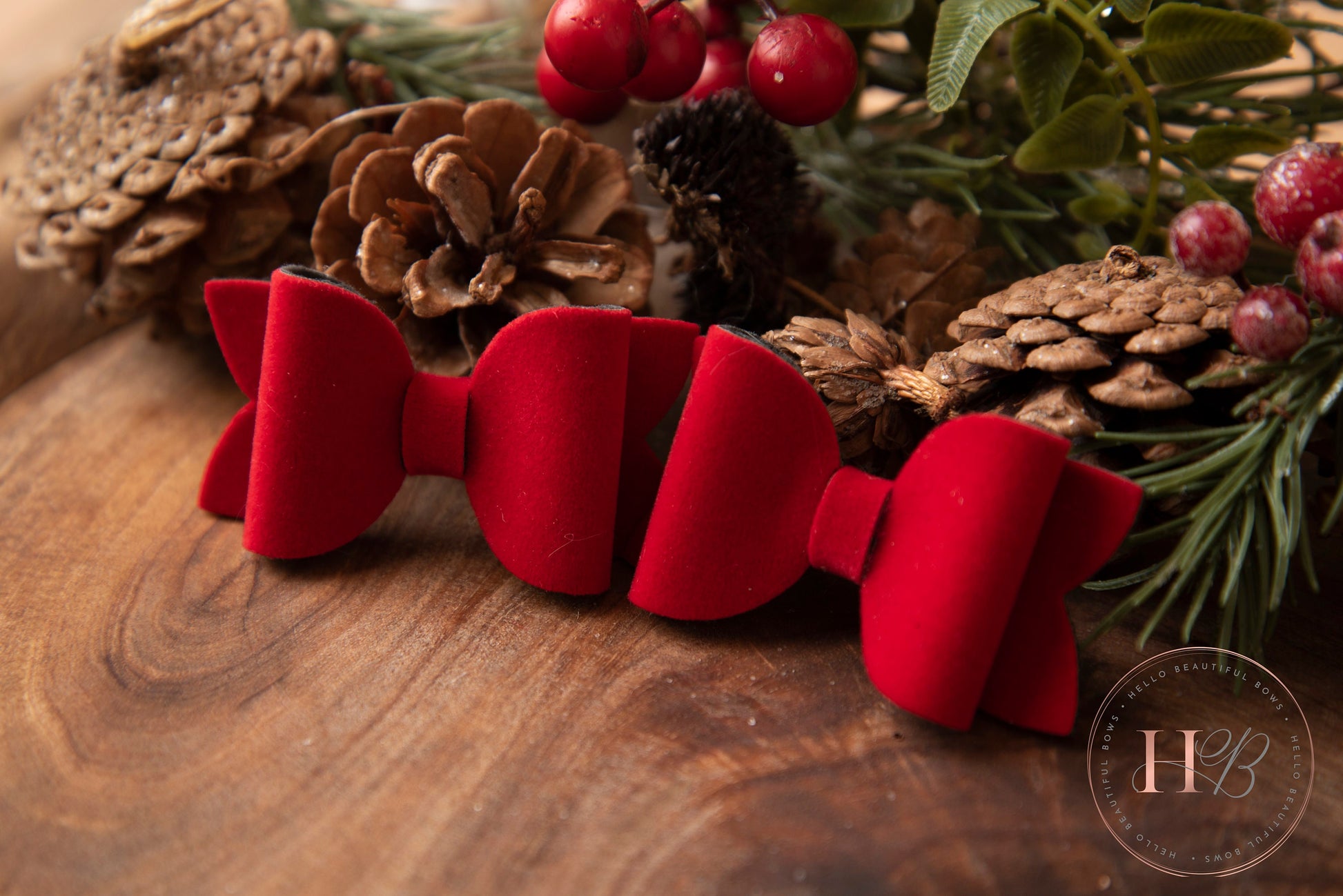 Christmas hair bows, girls hair bows, hair clips, baby headbands, Red velvet christmas hair bows, hair clip, hair bows, pig tail bows